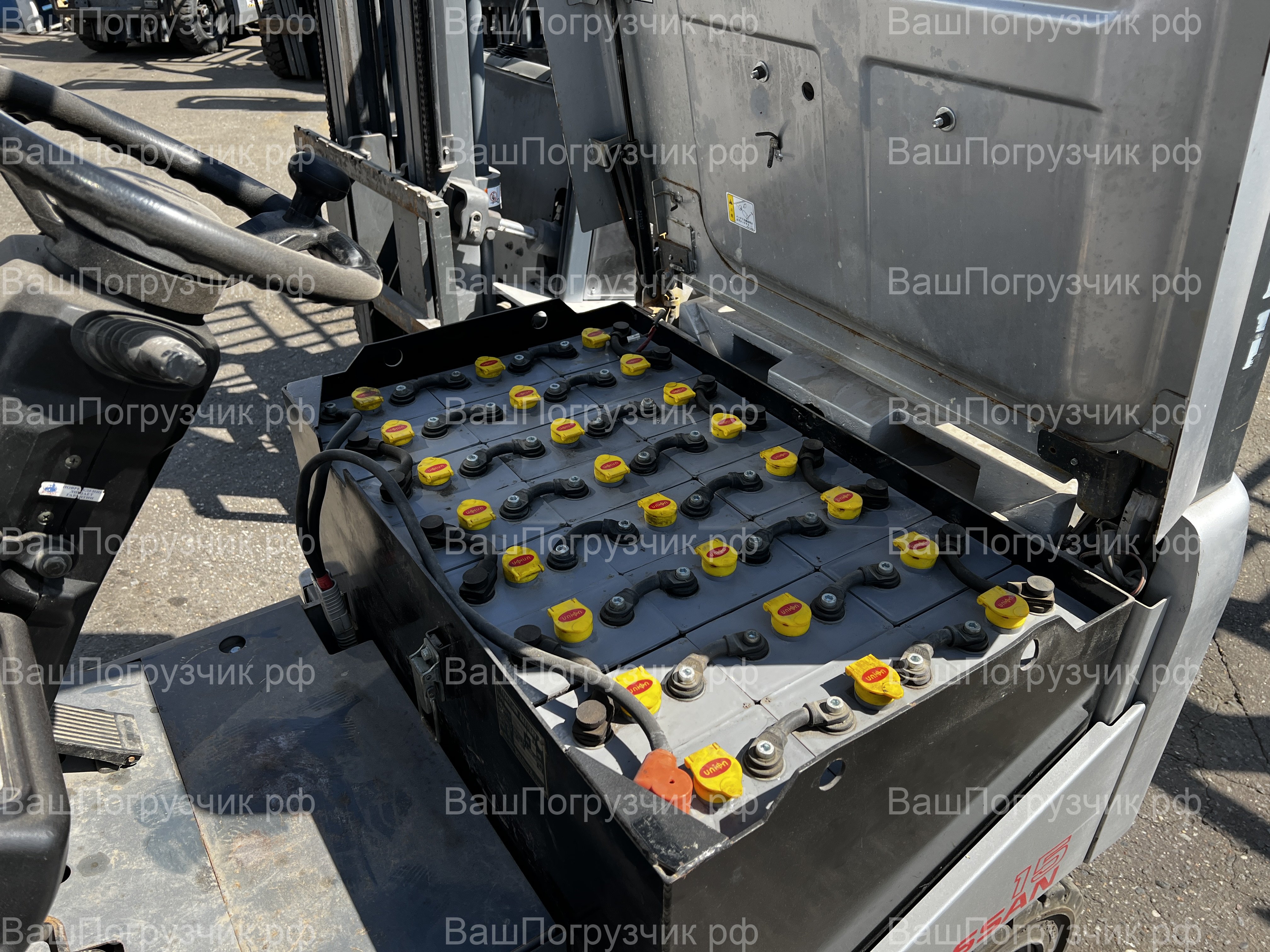 Электрический погрузчик Nissan K1B1L15
