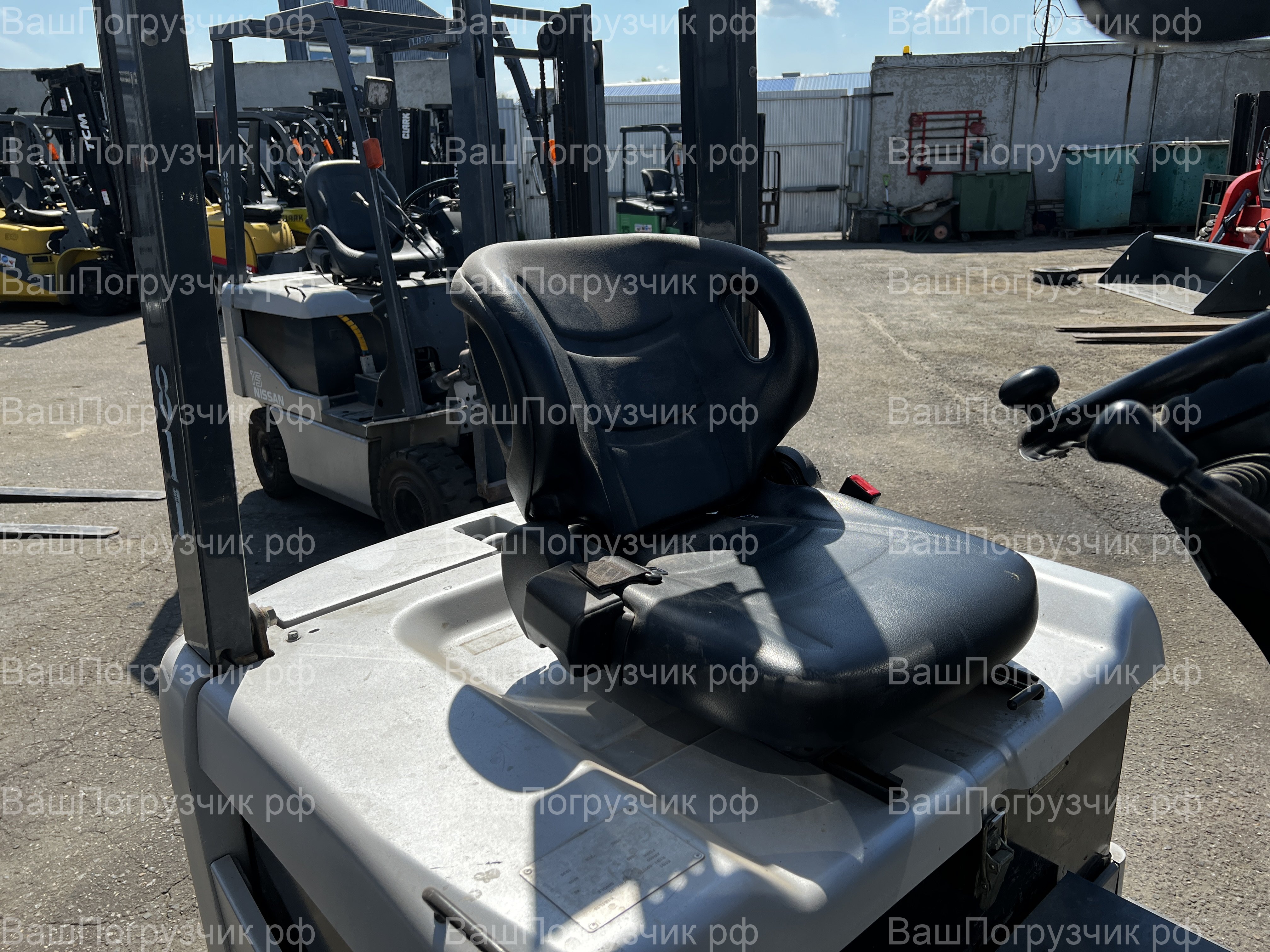 Электрический погрузчик Nissan K1B1L15